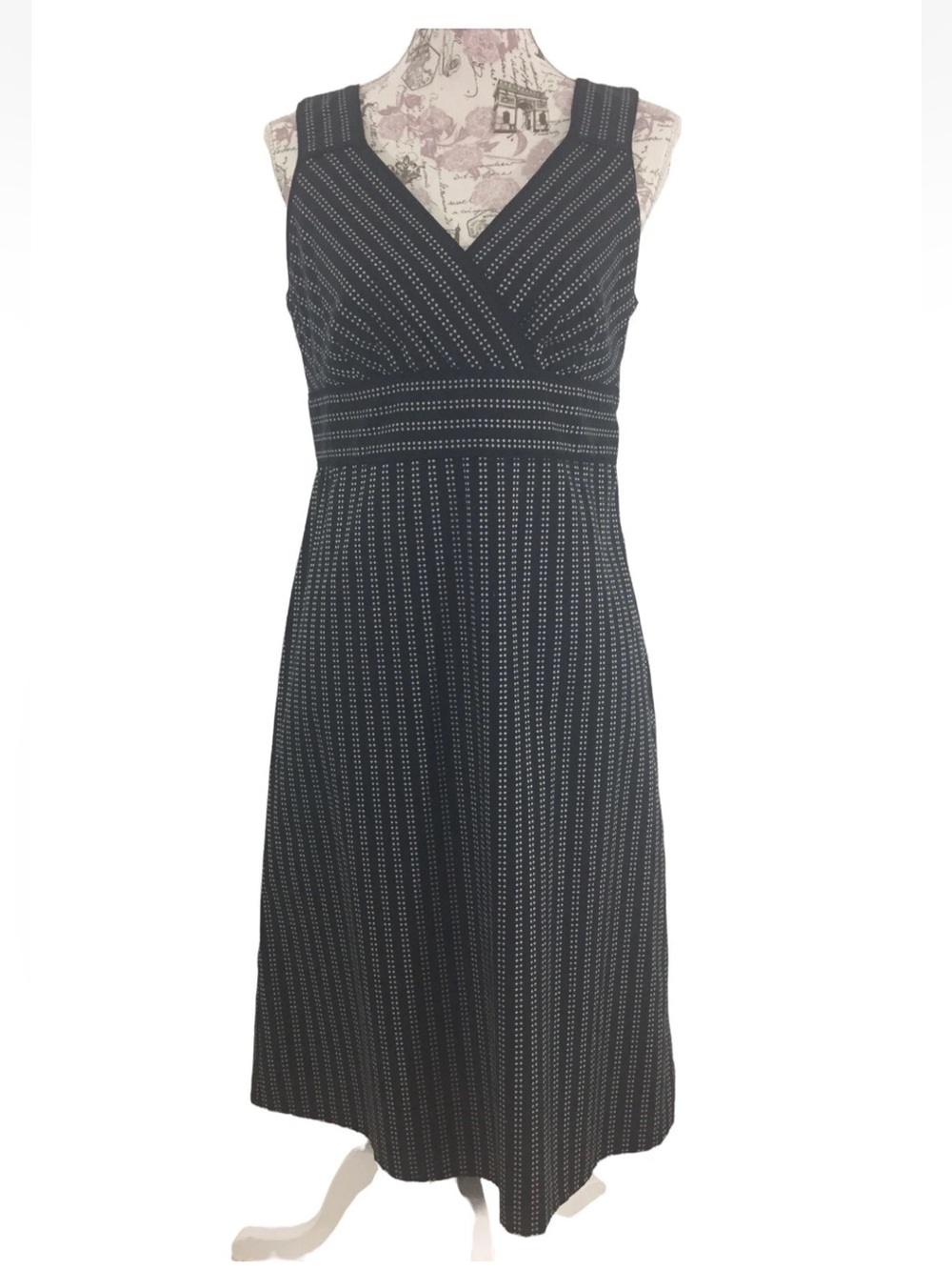 Ann Taylor LOFT Sleeveless Surplice V-Neck Black White Pinstripe Sheath Dress 4P
